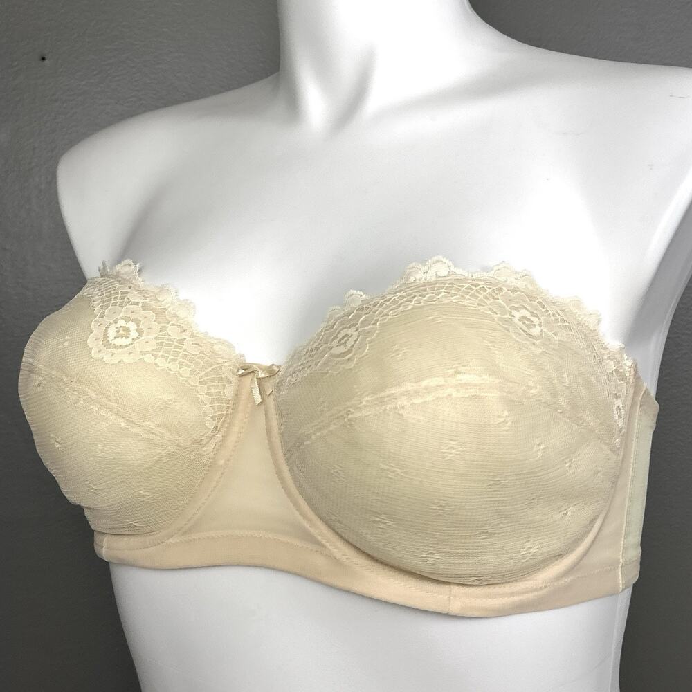 Vintage Bra 42C Fresh Expressions Beige Lightly Lacy Strapless Fiberfill Lined